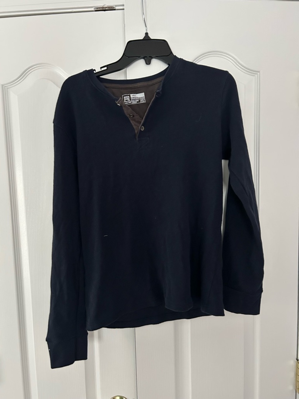 Avalanche Men’s Navy Henley Thermal